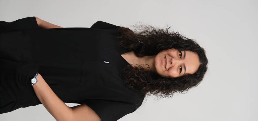 Dental nurse at Pro Estetik Dental Clinic Izmir Turkey