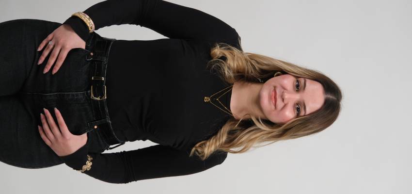 Patient coordinator at Pro Estetik Dental Clinic Izmir Turkey